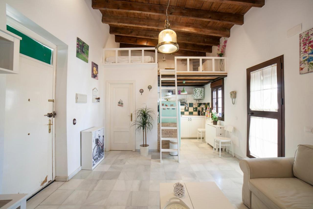Alohamundi Castilla II Sevilla Buitenkant foto